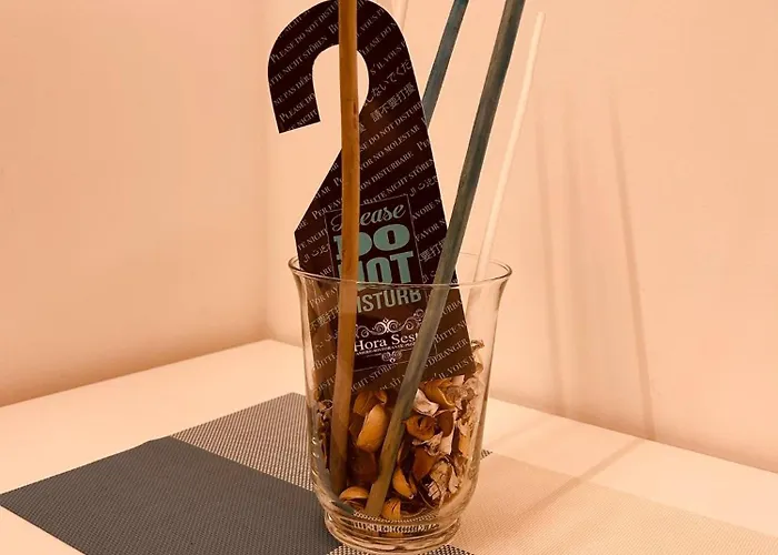 Hora Sesta * מלפי